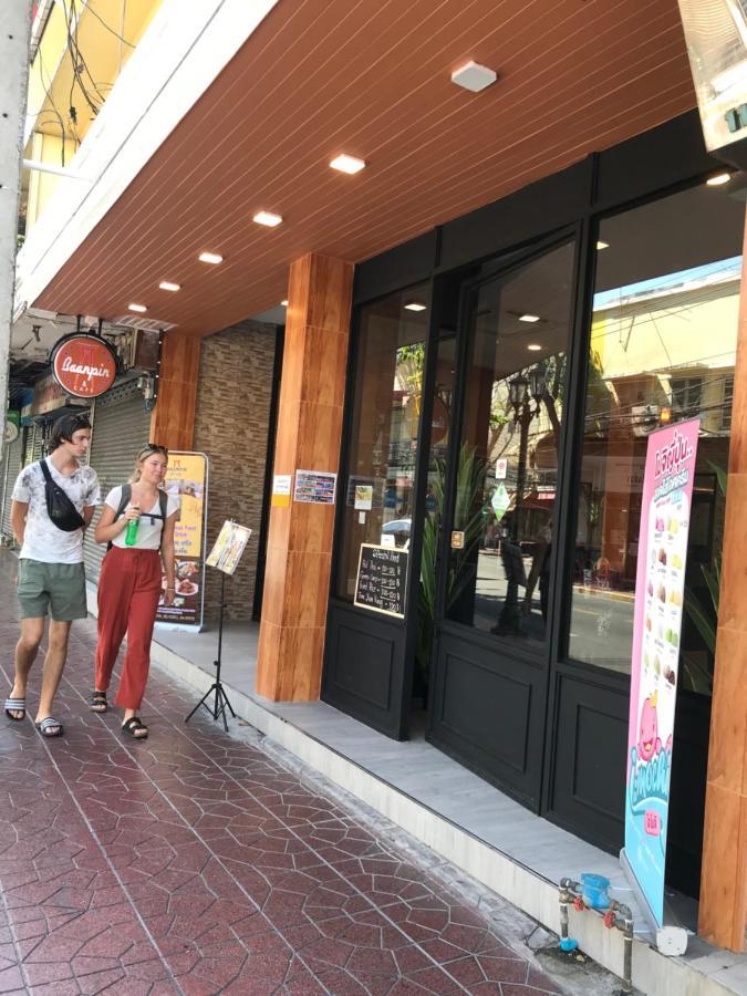 Baanpin Hotel Bangkok Luaran gambar