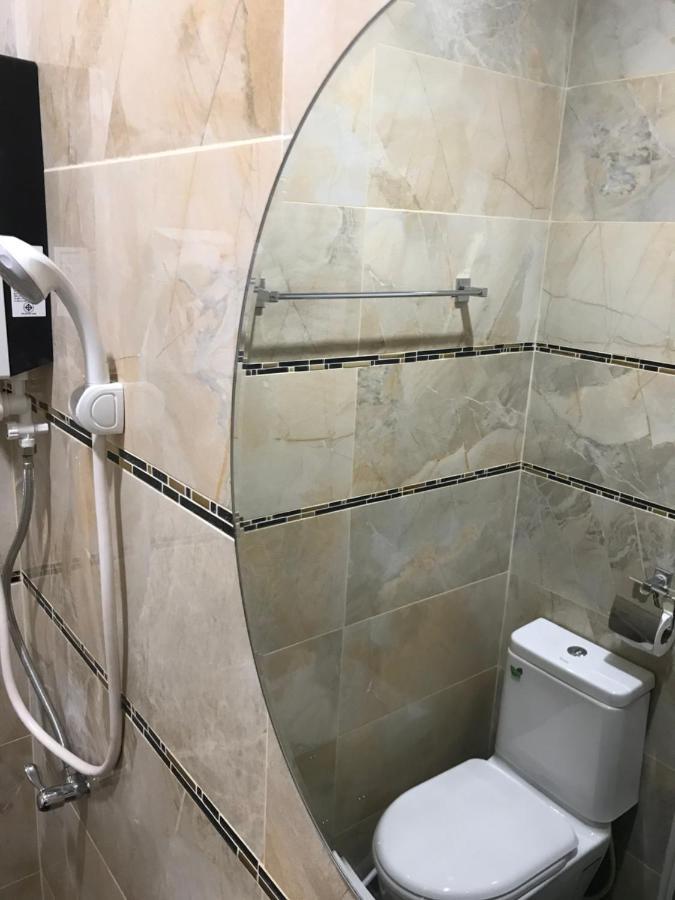 Baanpin Hotel Bangkok Luaran gambar