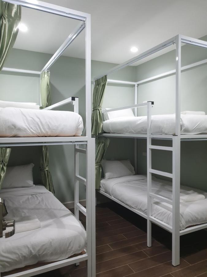 Baanpin Hotel Bangkok Luaran gambar