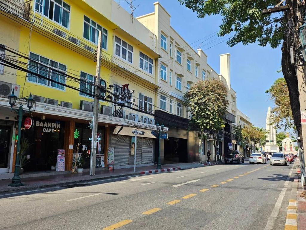 Baanpin Hotel Bangkok Luaran gambar