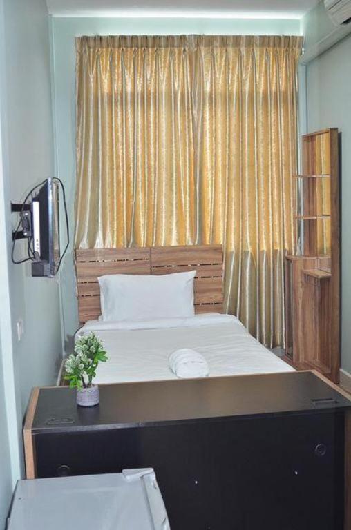 Baanpin Hotel Bangkok Luaran gambar