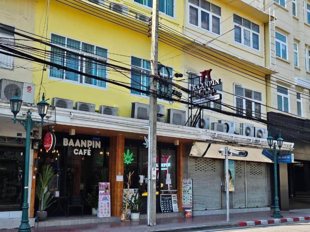 Baanpin Hotel Bangkok Luaran gambar